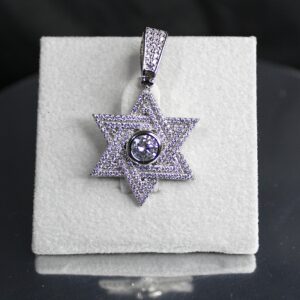 תליון מגן דוד עם שיבוץ אמצעי